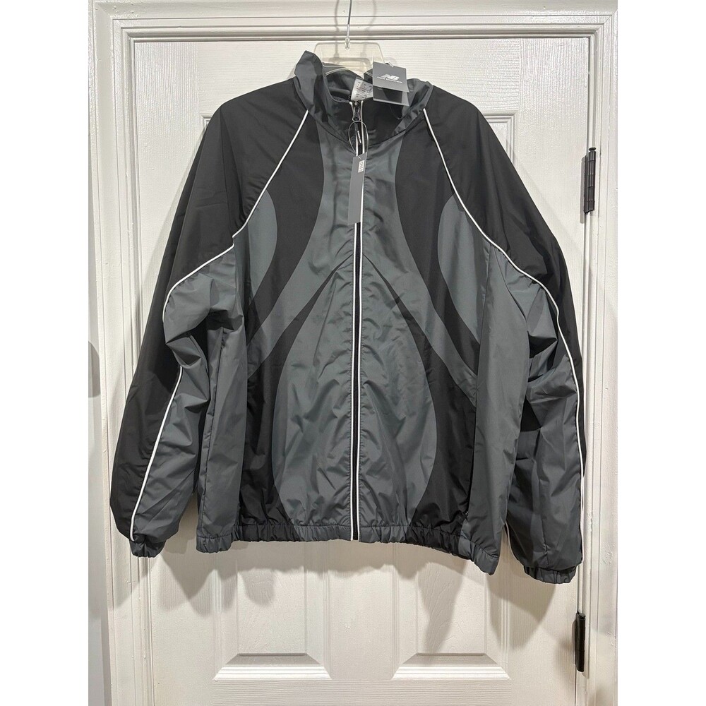 New Balance Windbreaker Jacket Mens Large Black Gray Full Zip Water Resistant